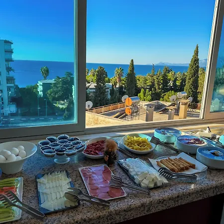 Deluxe Ersoy *
